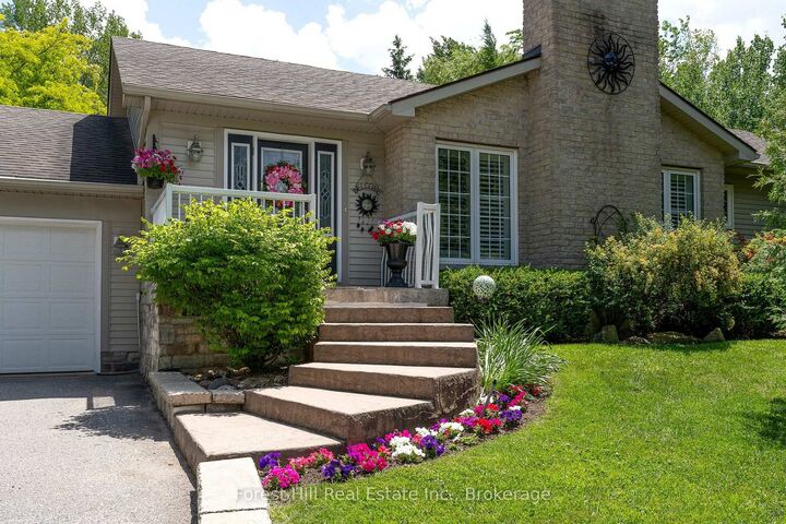 Property Photo: 131 Aspen Way ON L9Y 0S7