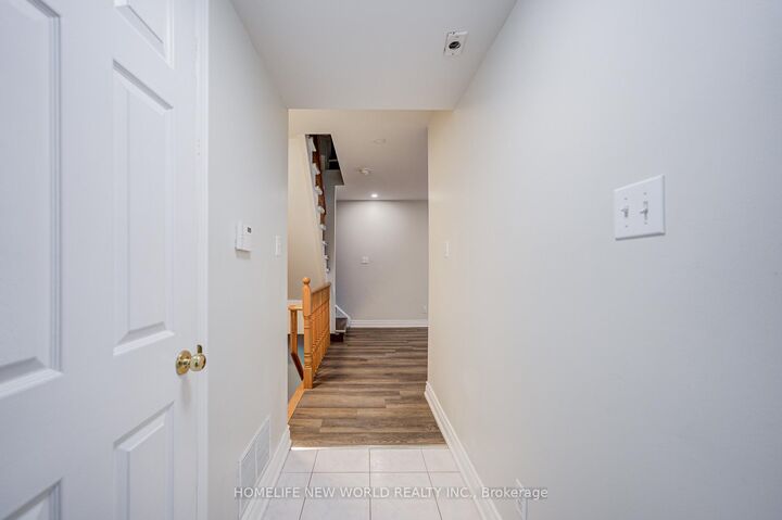 Property Photo: 28 Rosebank Drive 1001 ON M1B 5Z1