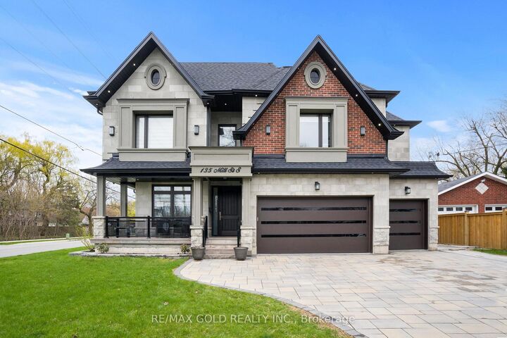 135 Mill Street S — photo 1