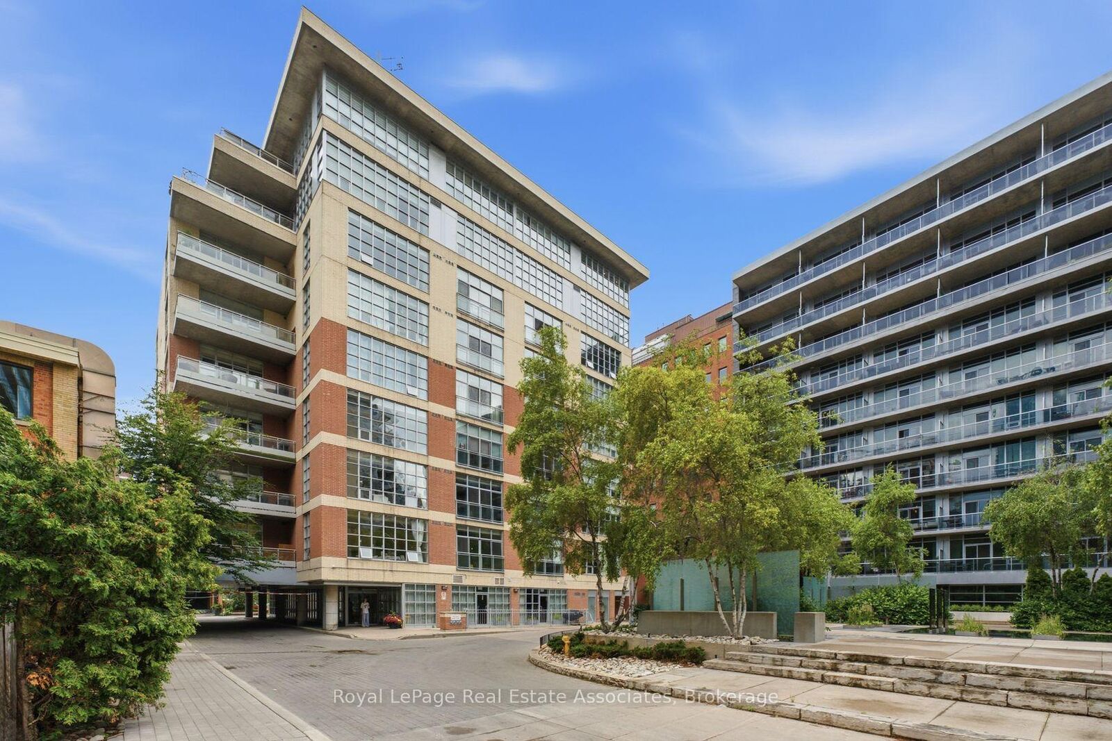Property Photo: 19 Brant Street 204 ON M5V 2L2