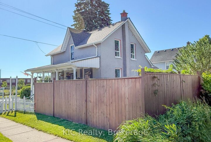 Property Photo:  45 Albany Street  ON L1H 2Y9 