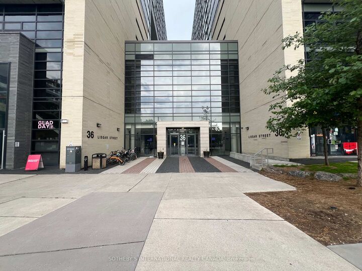 Property Photo:  36 Lisgar Street 815  ON M6J 0C7 