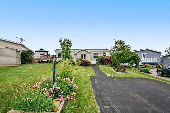 Property Photo: 4 Hickory Hollow N/A ON N0A 1P0