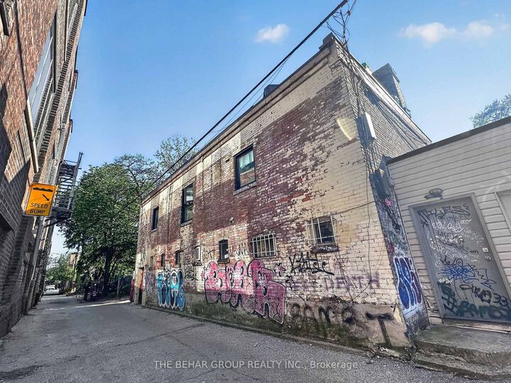 Property Photo:  65 Bellwoods Avenue  ON M6J 3N4 
