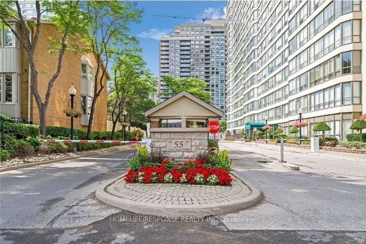 55 Elm Drive W 1601 — photo 1