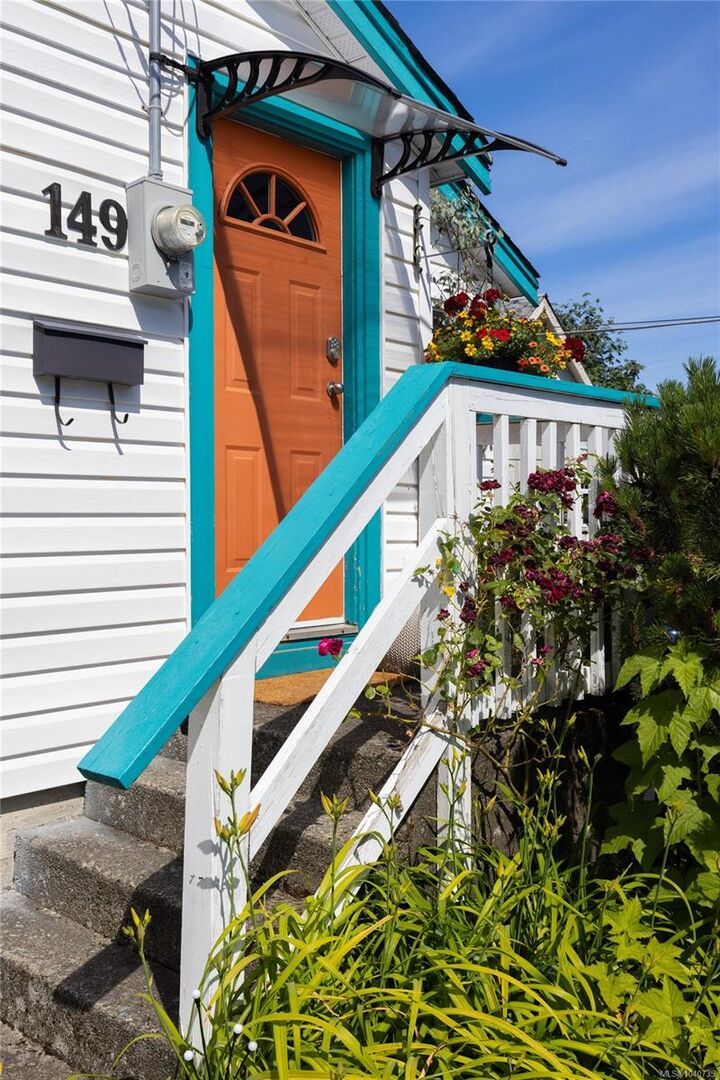 Property Photo:  149 Strickland St  BC V9R 4S3 