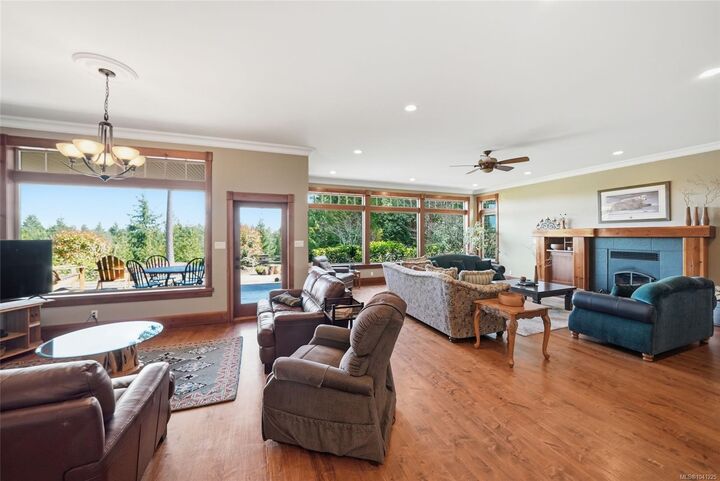 Property Photo: 1195 Spider Lake Rd BC V9K 2L7