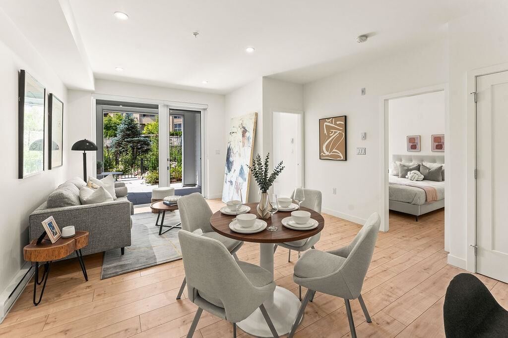 Property Photo: 13788 76 Avenue 124 BC V3W 3V9