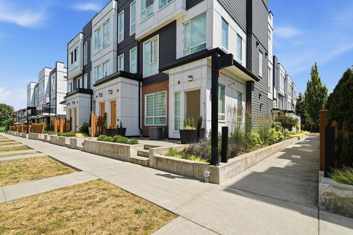 Property Photo: 18855 72 Avenue 20 BC V4N 6X2