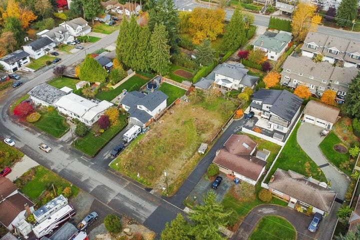 34099 Fraser Street — photo 1