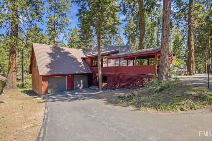 Property Photo: 42031 Evergreen Road CA 93664