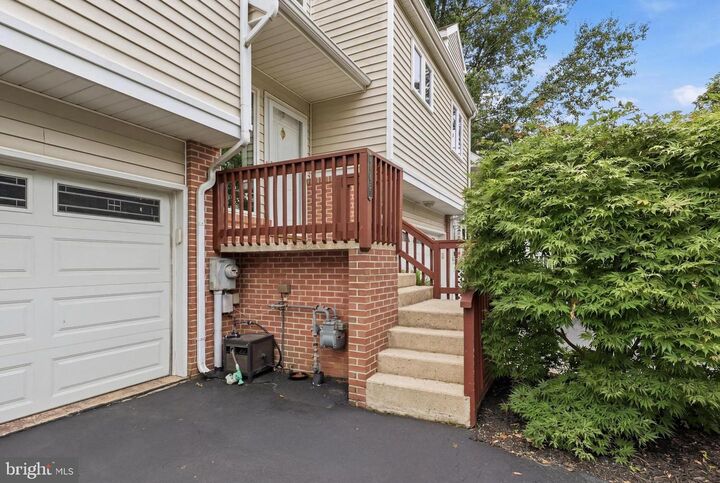 Property Photo:  186 Greenleaf Road  PA 17406 