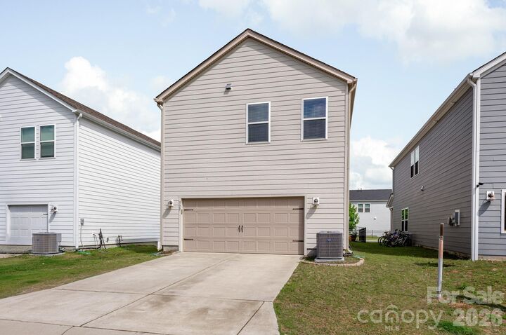Property Photo:  525 Windage Way  NC 28134 