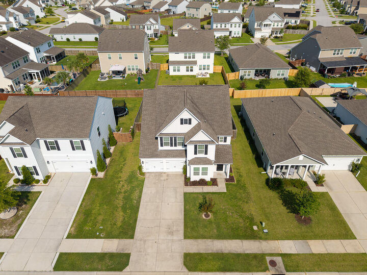 Property Photo: 137 Daniels Creek Circle SC 29445
