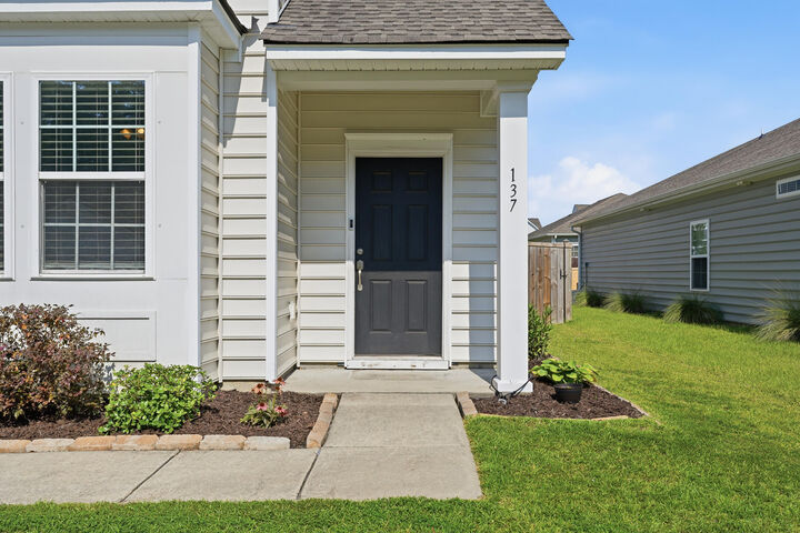 Property Photo:  137 Daniels Creek Circle  SC 29445 