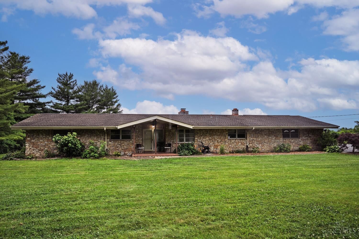 Property Photo: 7522 E Miami River Road OH 45247