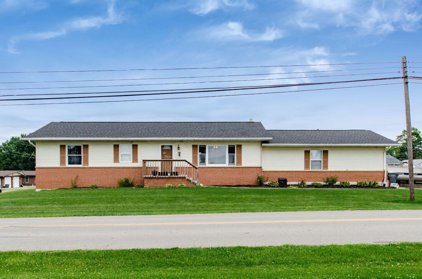 Property Photo:  2880 Chautauqua Boulevard  OH 43046 