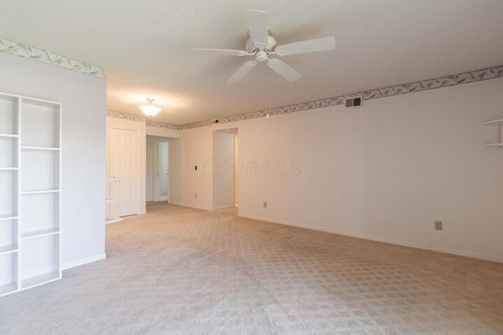 Property Photo:  7150 E Main Street  OH 43068 
