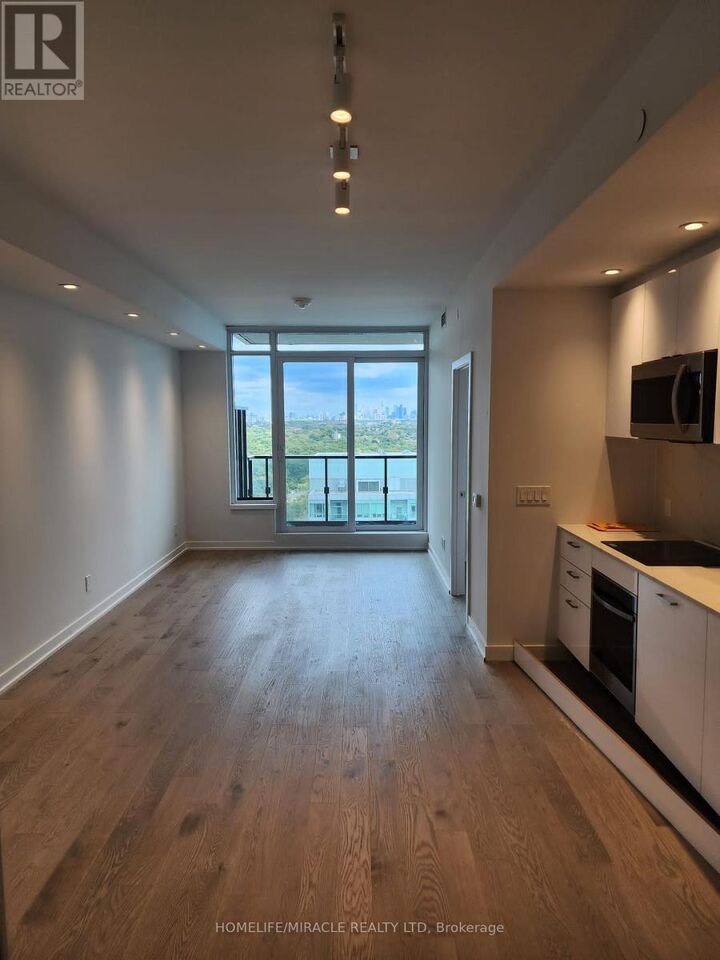 Property Photo:  1926 Lakeshore Boulevard West 2805  ON M6S 1A1 