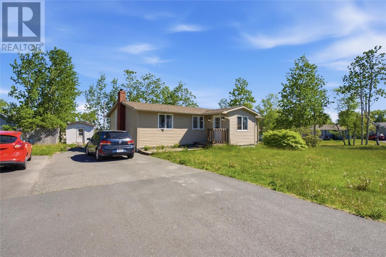 Property Photo:  2 Viking Place  NL A5A 2A6 