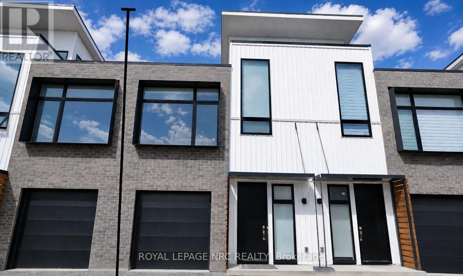 Property Photo:  37 Summerside Mews 23  ON L0S 1E6 