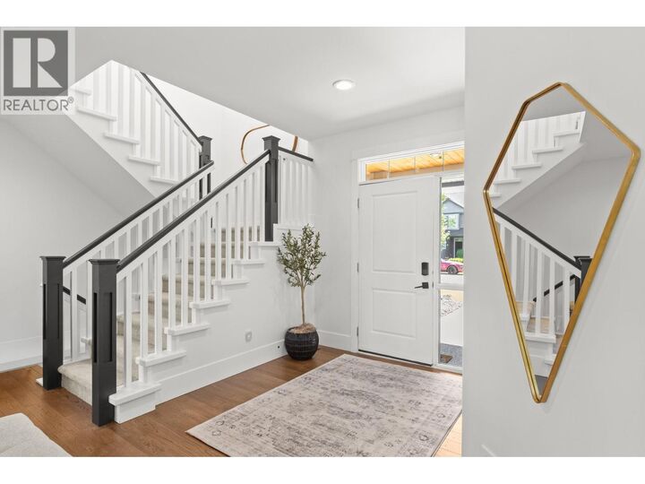 Property Photo: 515 Wren Place 128 BC V1W 5H7