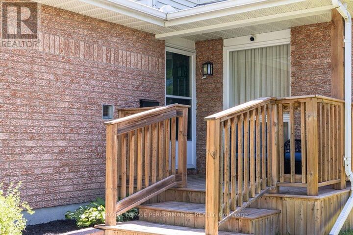 Property Photo:  38 Burlington Crescent  ON K1T 3K6 