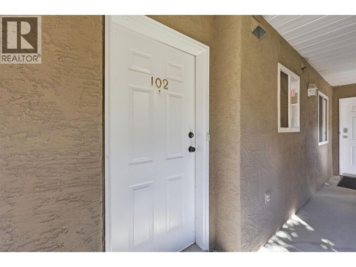 Photo de la propriété:  1185 Hugh Allan Drive 102  BC V1S 1T3 
