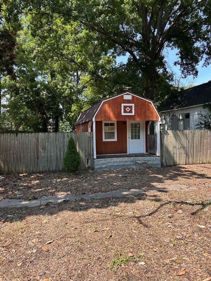 Property Photo:  315 Hale Avenue  AR 72370 