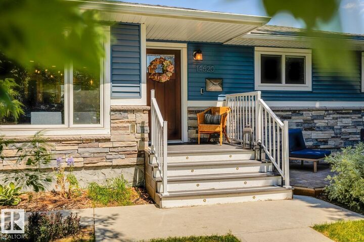 Property Photo:  14620 89 Avenue NW  AB T5R 4P5 