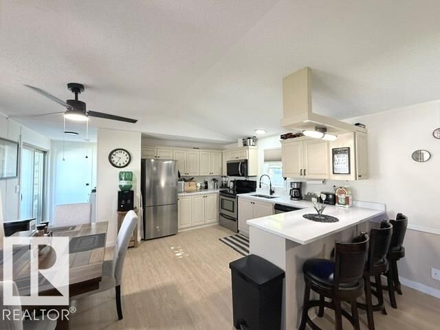 Property Photo: 36 Ridgeway Drive NW AB T6P 1G5