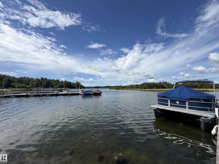 Property Photo: 52220 Hghway 770 AB T0E 0H0