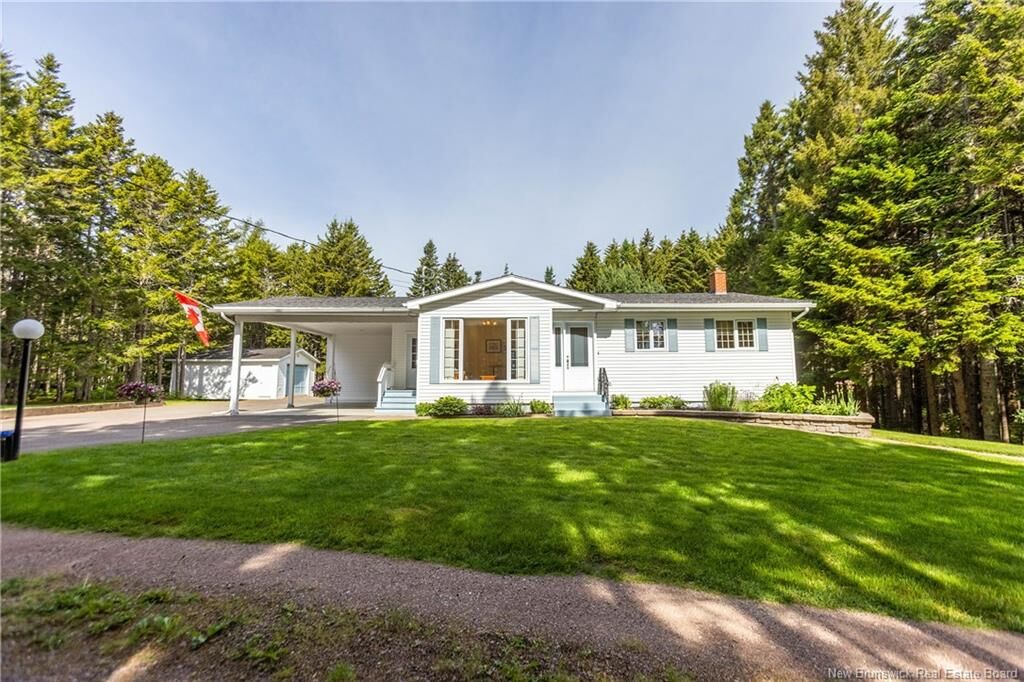 Property Photo:  18 Trillium Drive  NB E4L 3K2 
