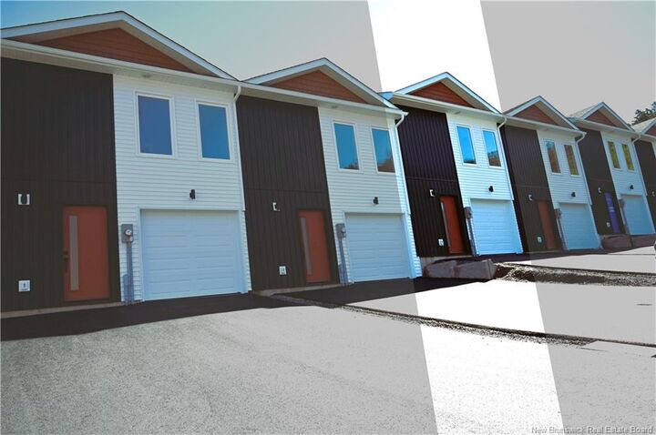 Property Photo:  31 Arlington Crescent  NB E2K 0G4 