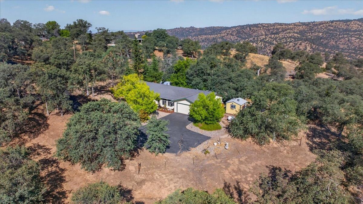 Property Photo:  41393 Roaring River Way  CA 93614 
