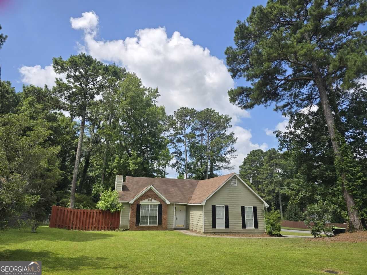 Property Photo:  10375 Larrack Court  GA 30238 