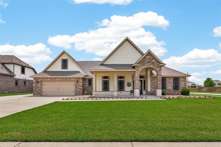Property Photo: 14063 Belmont Circle TX 77523