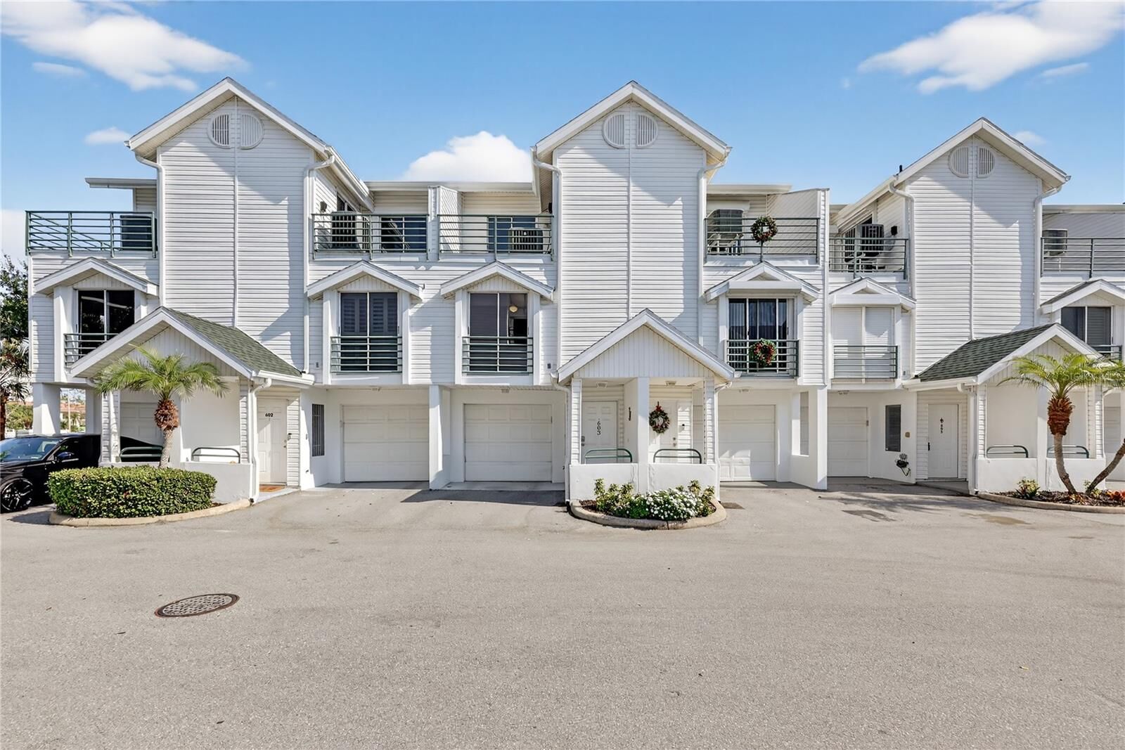 Property Photo:  320 Island Way 603  FL 33767 