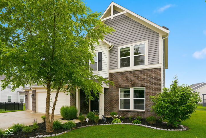 Property Photo:  9802 Violet Circle  IN 46239 