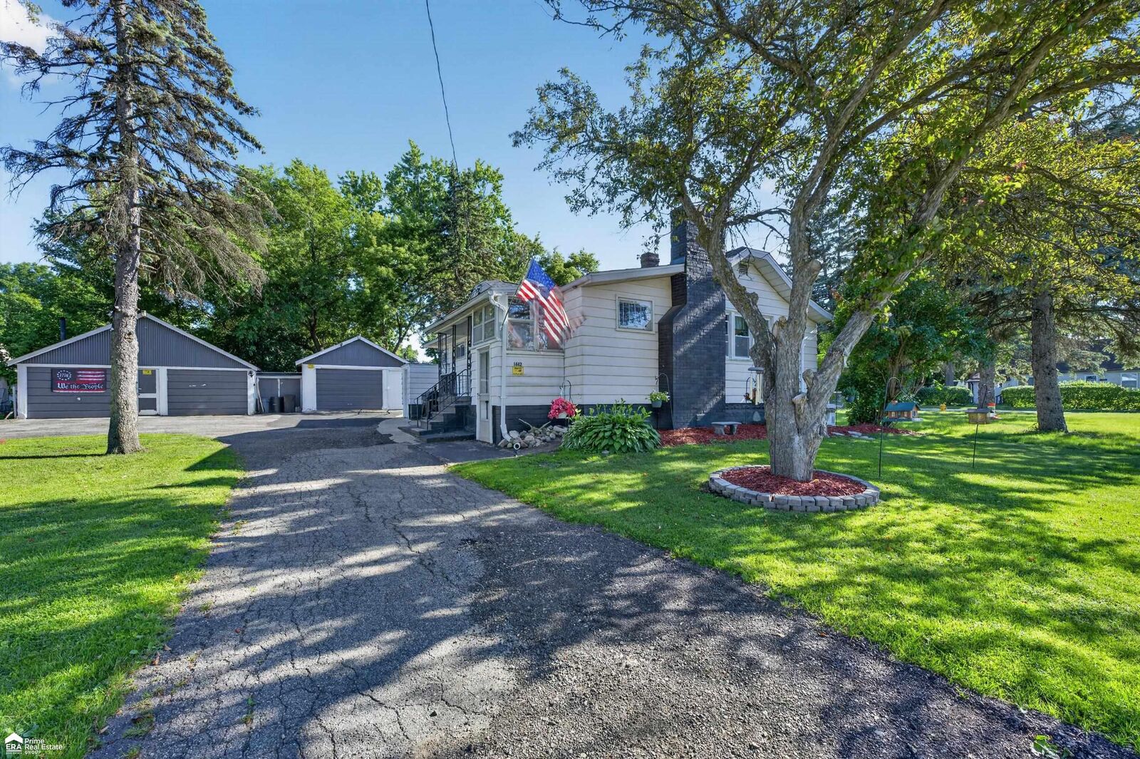 Property Photo:  1442 Natalie Drive  MI 48529 