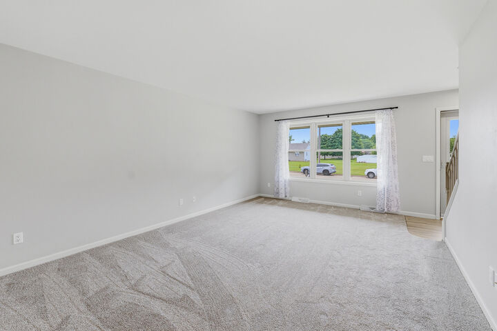 Property Photo:  420 Keno Cir  WI 53032 
