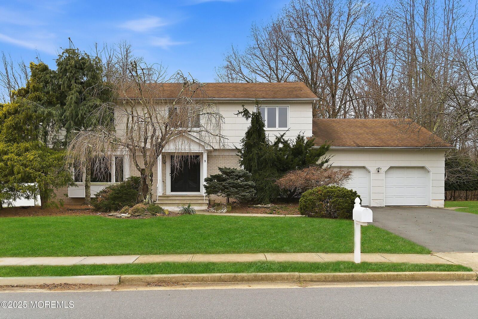 Property Photo:  5 Washington Avenue  NJ 07751 