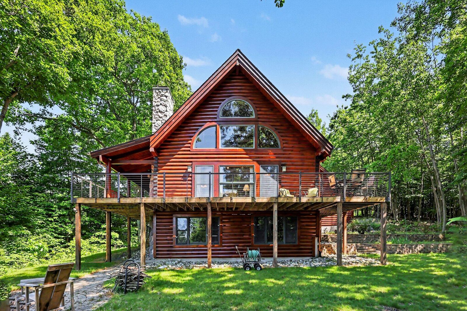 Property Photo: 8584 W Woodridge Drive MI 49436
