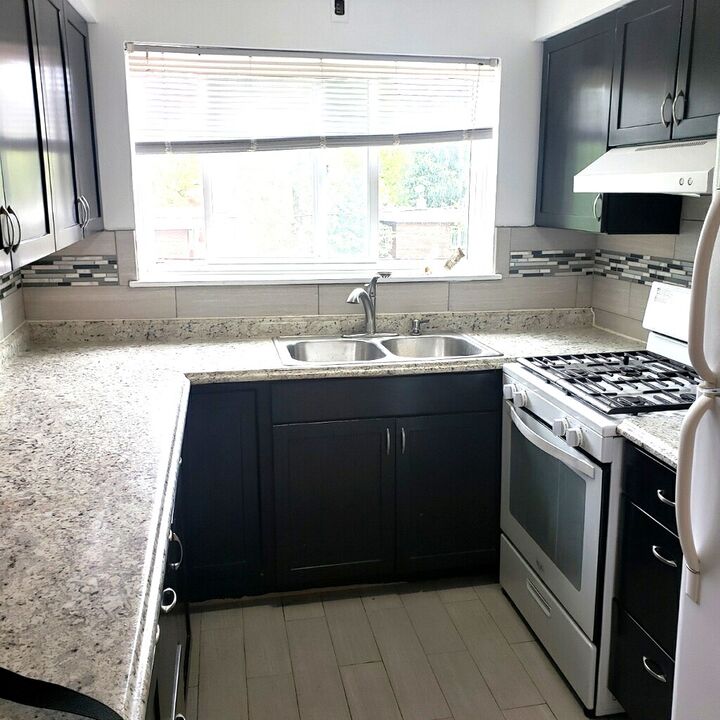 Property Photo: 609 Oakton Street 3D IL 60202