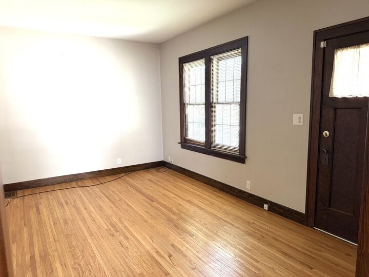 Property Photo: 2822 6th Street IL 61354