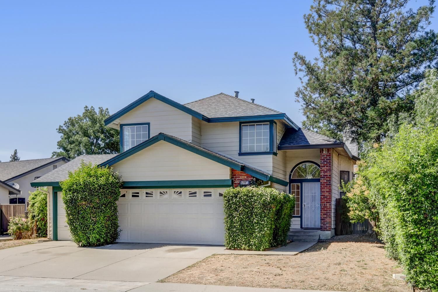 Property Photo:  5209 Meadowland Way  CA 95758 
