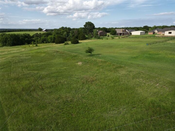 Property Photo:  Tbd Meadow Hill Lane  TX 75090 