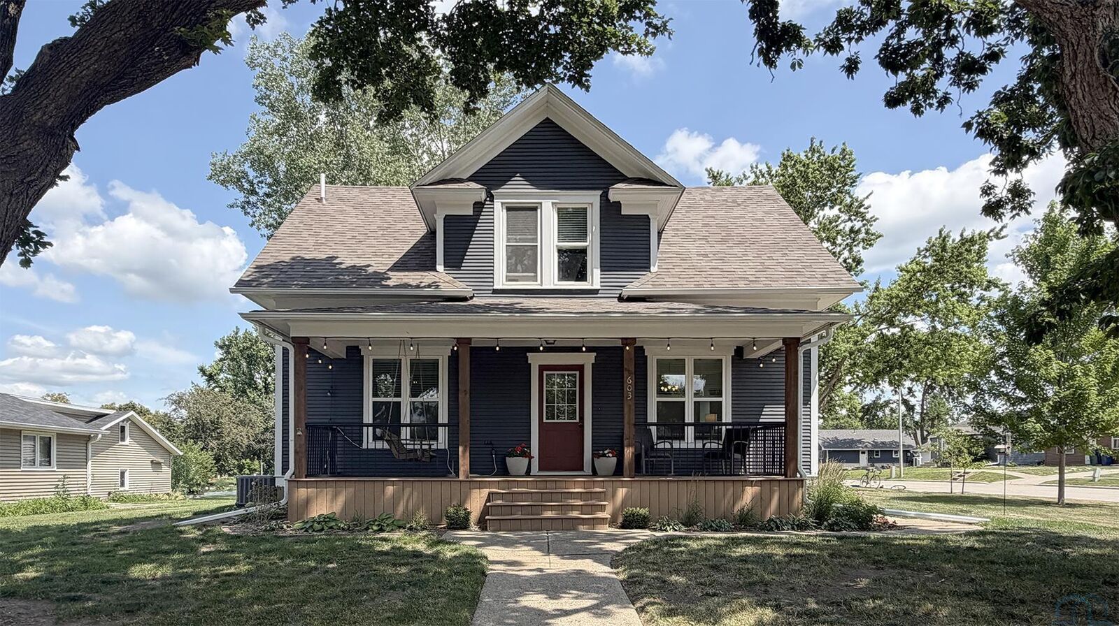Property Photo:  603 Arizona Ave NW  IA 51041 