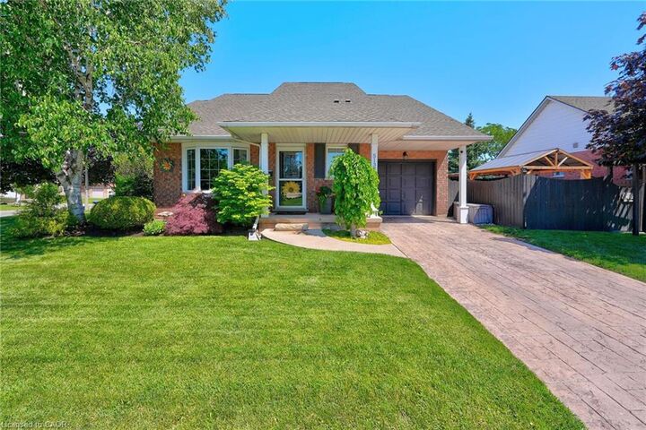 Property Photo:  5137 Hawthorn Drive  ON L3J 0J6 