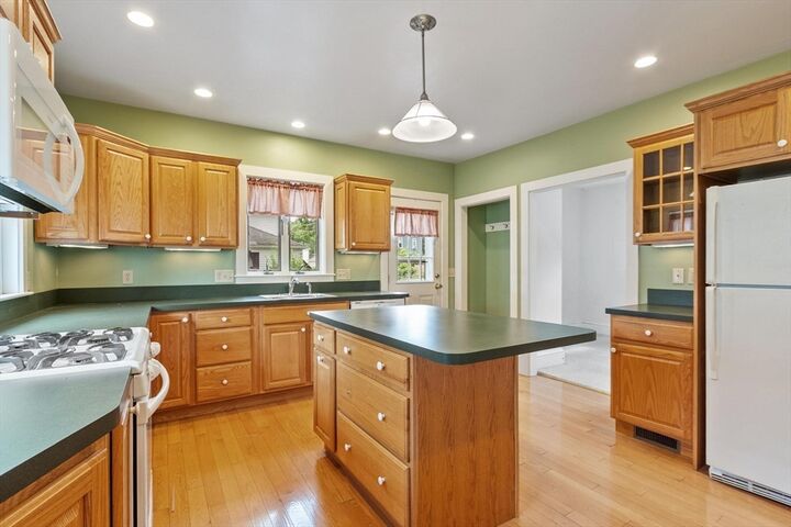 Property Photo:  14 Doane St  MA 01420 